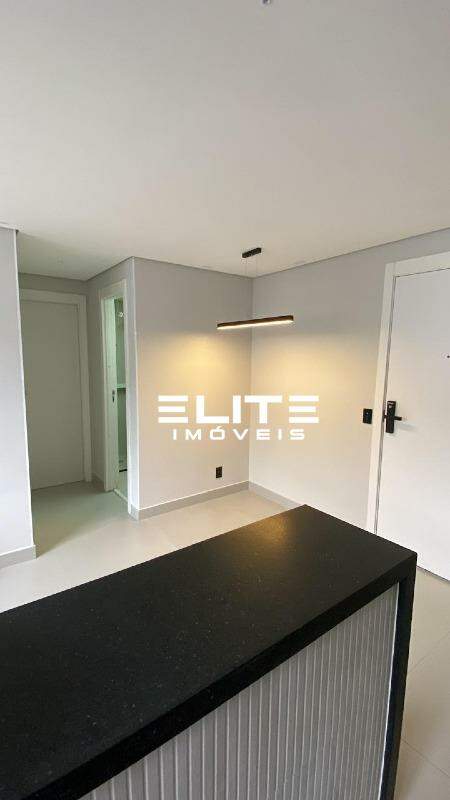 Apartamento para aluguel no Jardim: 