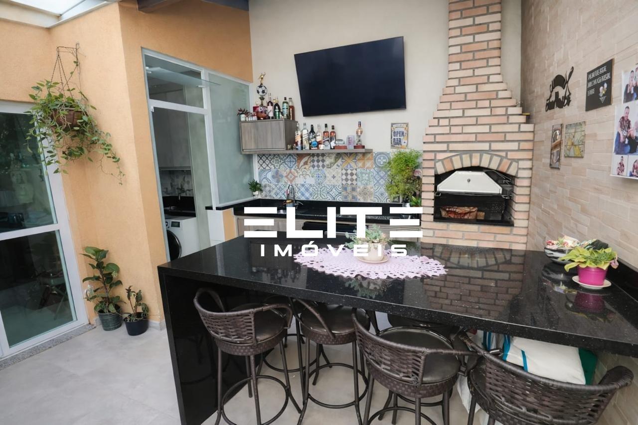 Sobrado à venda no Campestre: 