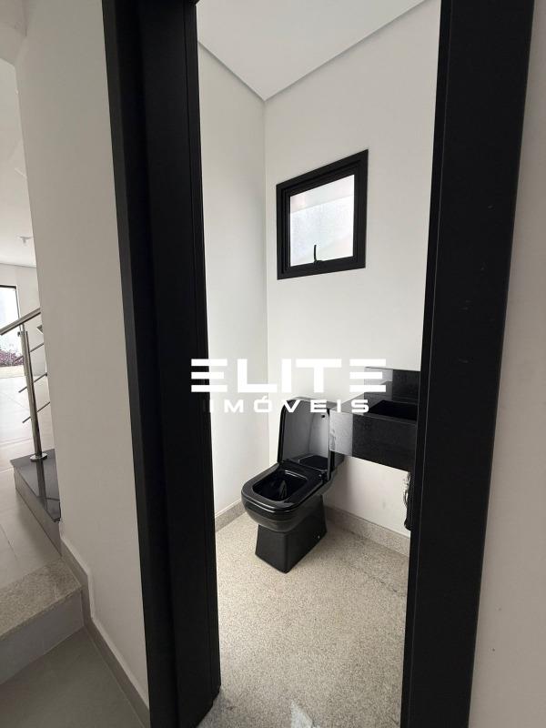 Sobrado para aluguel no Vila Guiomar: lavado 