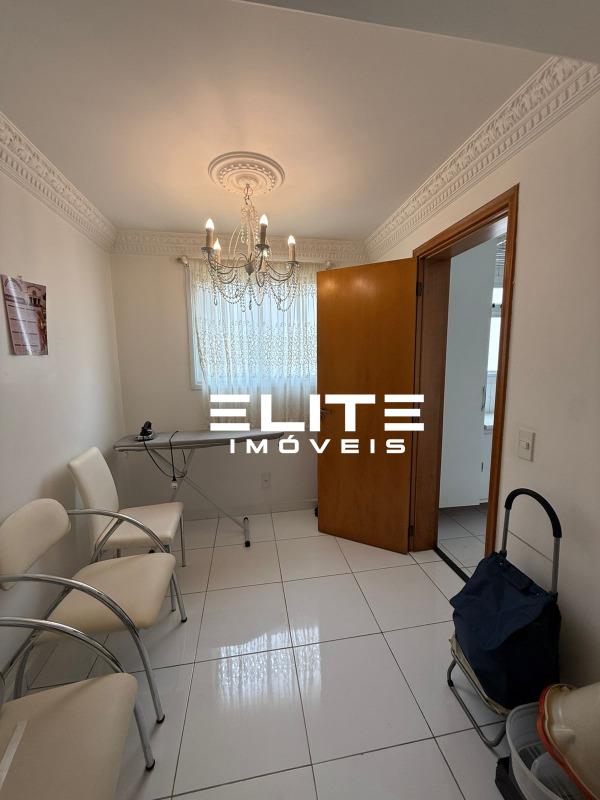 Apartamento para aluguel no Centro: quarto auxiliar