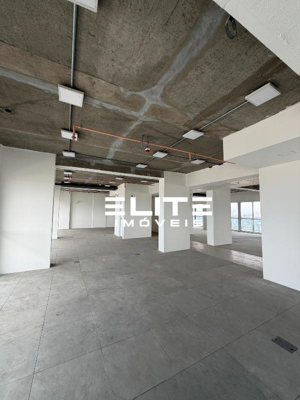 Andar Corporativo à venda no Baeta Neves: Laje corporativa 