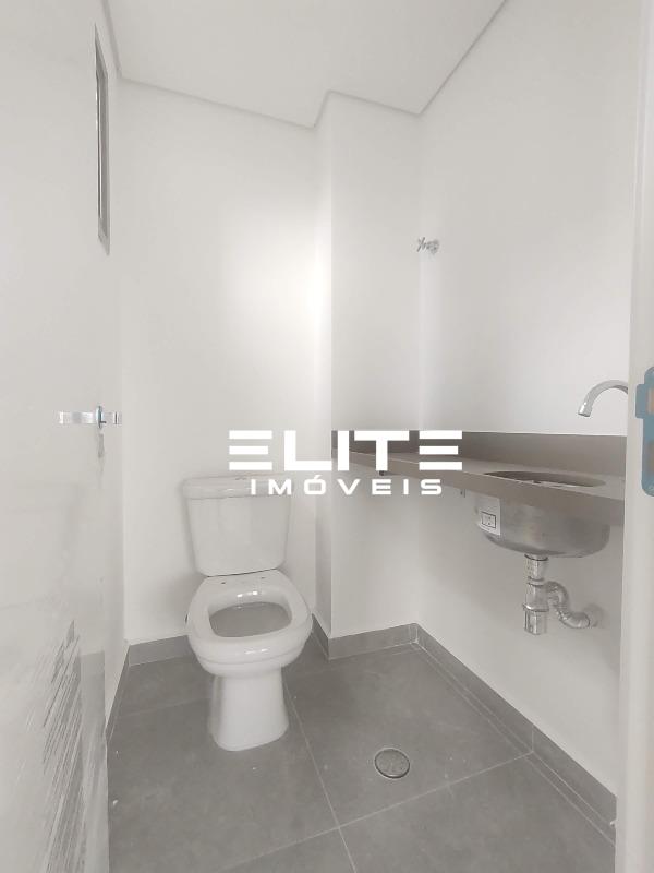 Andar Corporativo à venda no Jardim: Banheiro 01