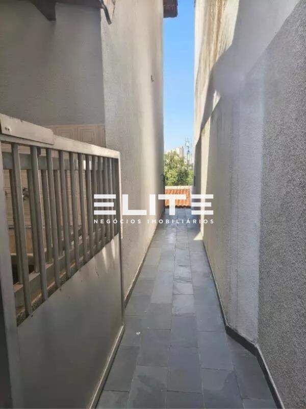 Casa Assobradada à venda no Paraíso: 