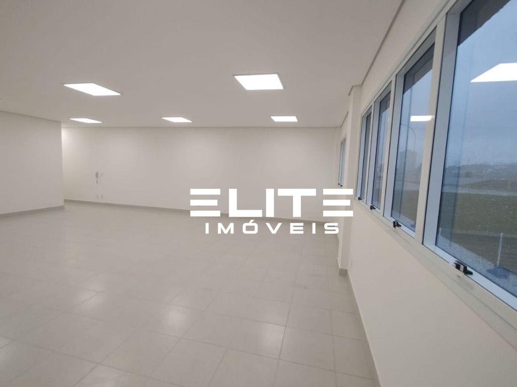 Sala para aluguel no Parque Central: 