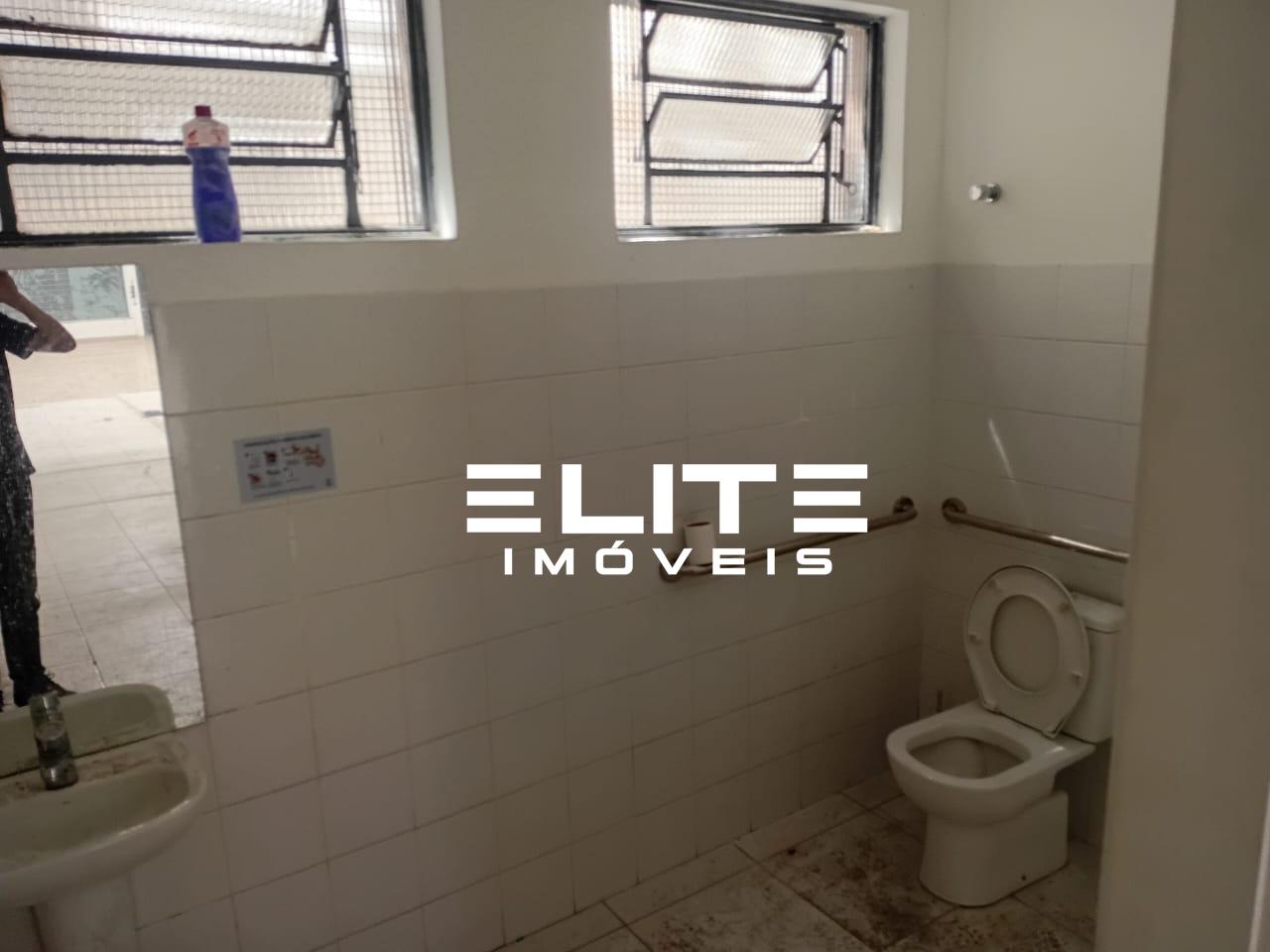 Galpão para aluguel no Bairro Jardim: wc pcd