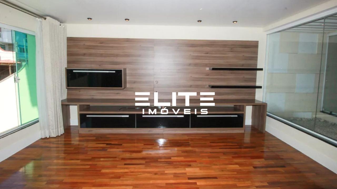 Sobrado à venda no Jardim: 