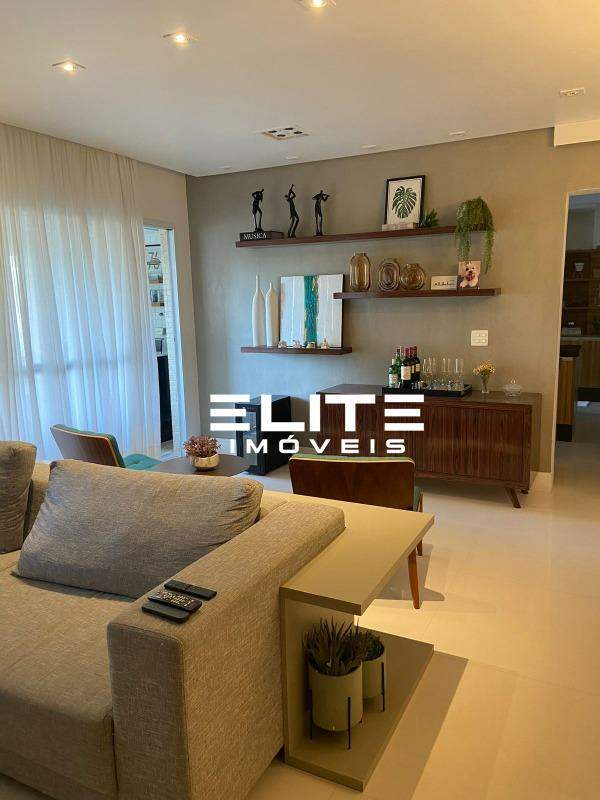 Apartamento à venda no Santa Maria: 