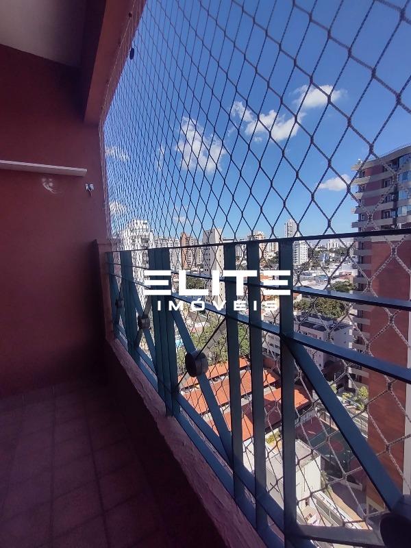 Apartamento à venda no Jardim Bela Vista: Sacada