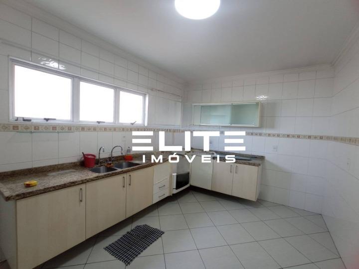 Sobrado para aluguel no Campestre: 