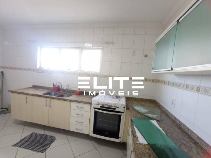 Sobrado para aluguel no Campestre: 