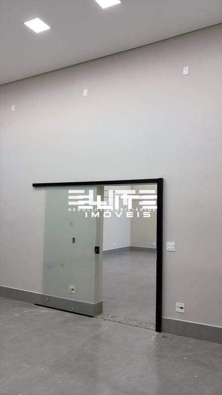 Prédio à venda no Campestre: 