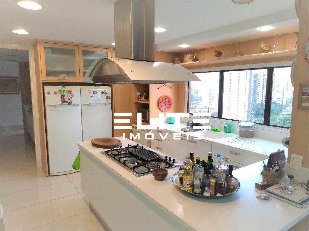 Apartamento para aluguel no Bairro Jardim: 