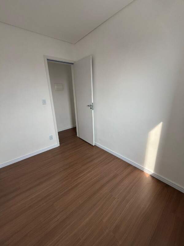 Apartamento à venda no Jardim Stella: 