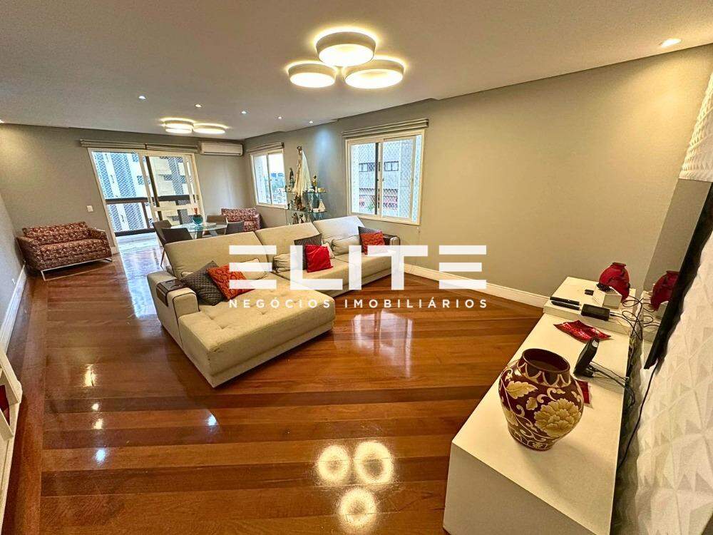 Apartamento à venda no Bairro Jardim: 