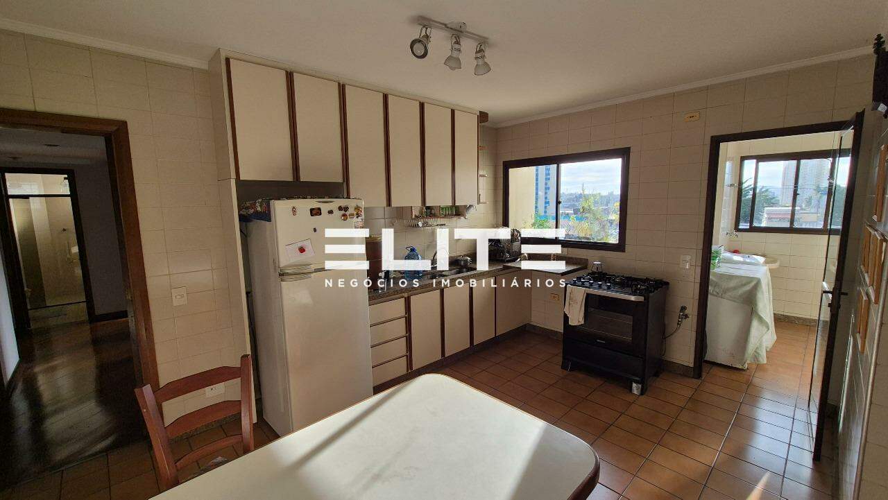 Apartamento à venda no Vila Alzira: 