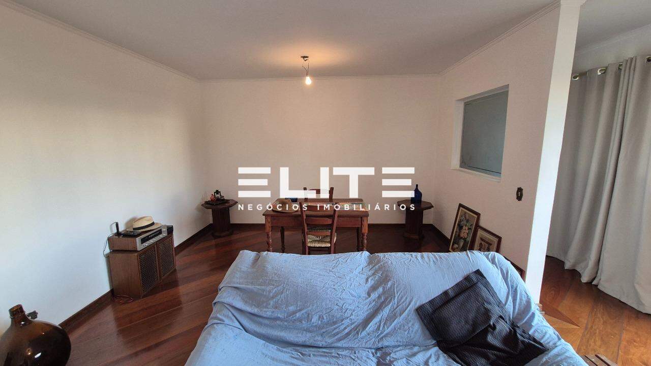 Apartamento à venda no Vila Alzira: 