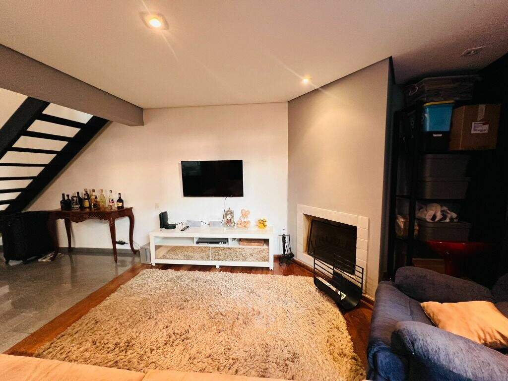 Apartamento para aluguel no Bairro Jardim: 