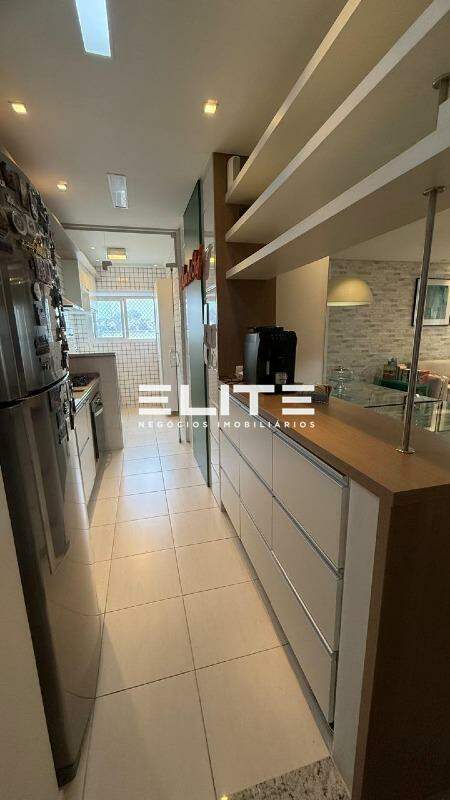 Apartamento à venda no Baeta Neves: 