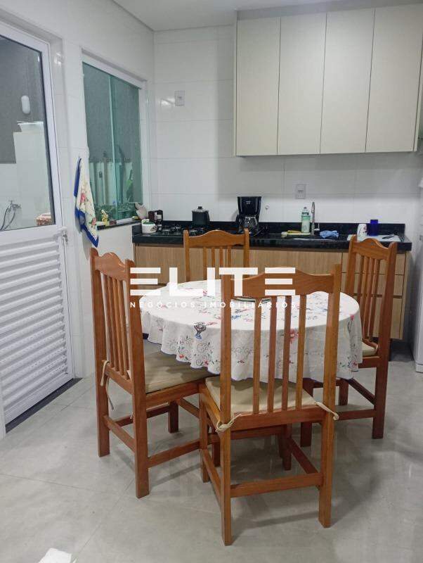 Apartamento para aluguel no Jardim Utinga: 