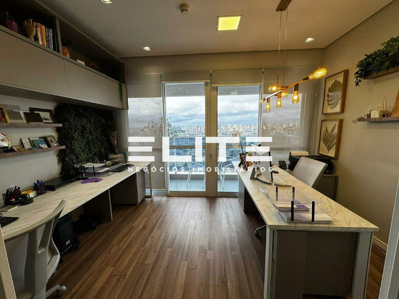 Sala comercial para aluguel no Baeta Neves: 