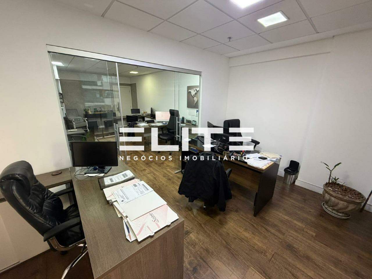 Sala para aluguel no Cerâmica: 