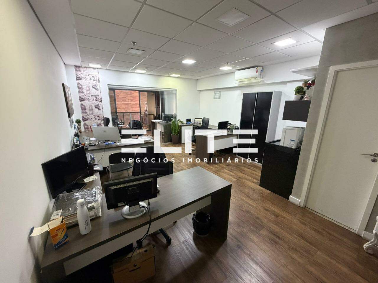 Sala para aluguel no Cerâmica: 