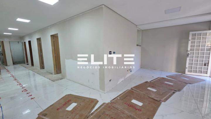 Casa comercial para aluguel no Vila Assunção: 
