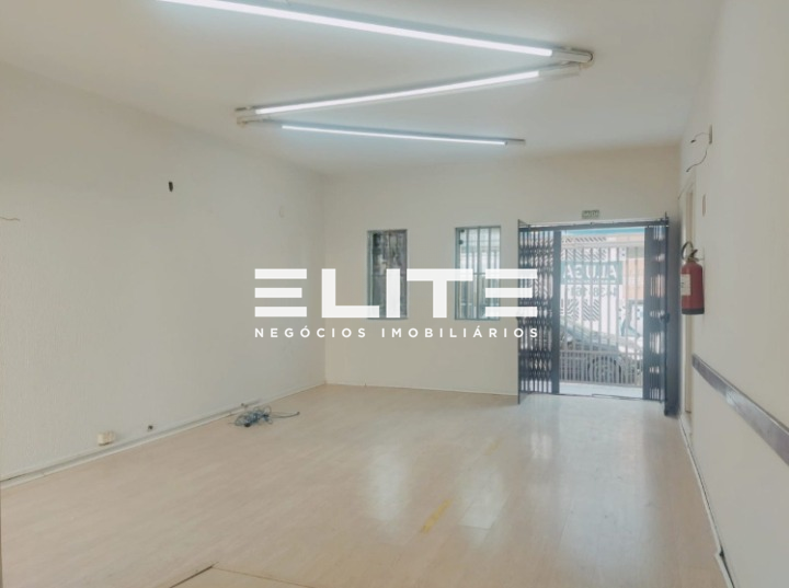 Casa comercial para aluguel no Centro: 