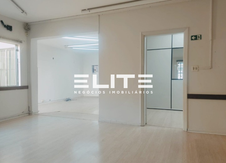 Casa comercial para aluguel no Centro: 