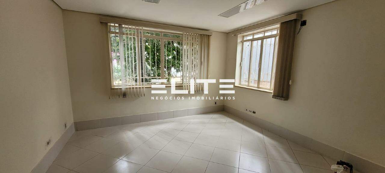 Casa comercial para aluguel no Vila Assunção: 