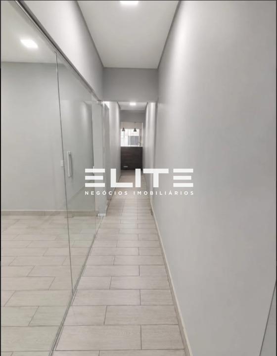 Sala para aluguel no Centro: 