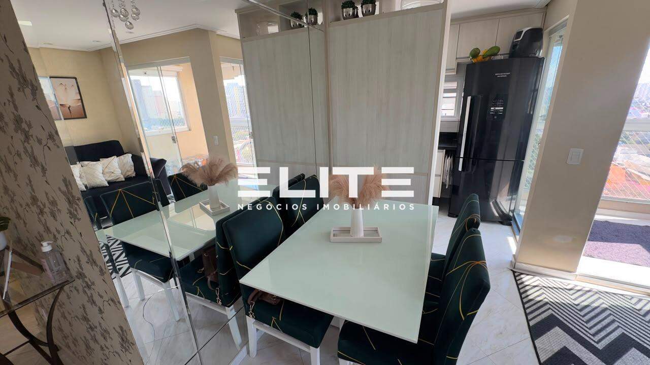 Apartamento à venda no Vila Eldízia: 
