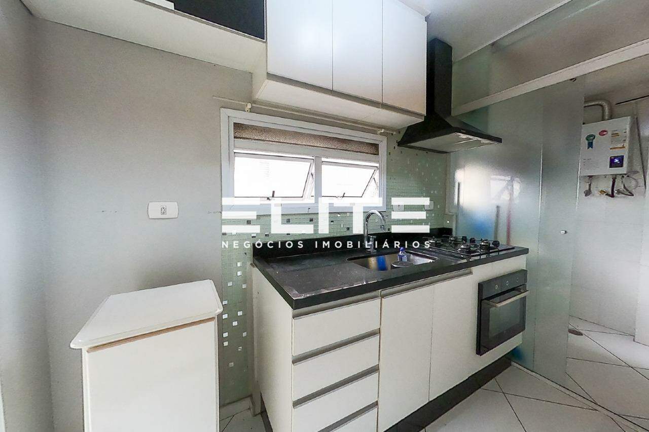 Apartamento à venda no Vila Eldízia: 