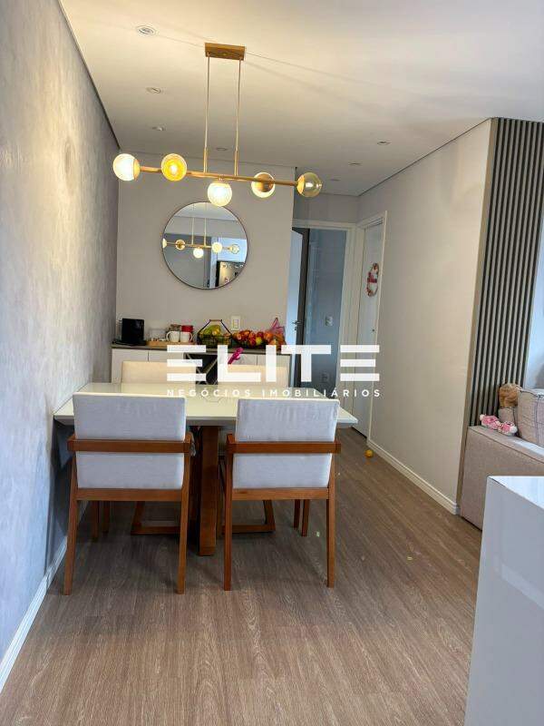 Apartamento à venda no Bangú: 