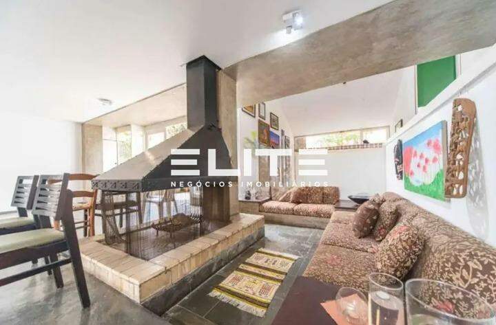 Casa para aluguel no Pinheirinho: 