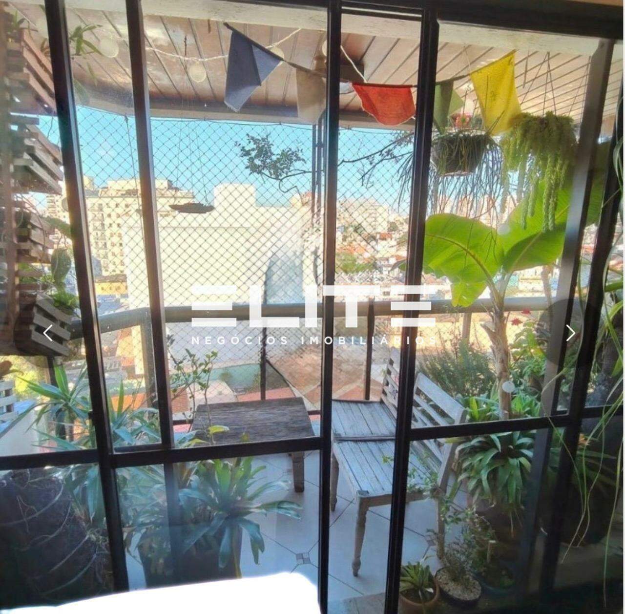 Apartamento à venda no Pinheirinho: 