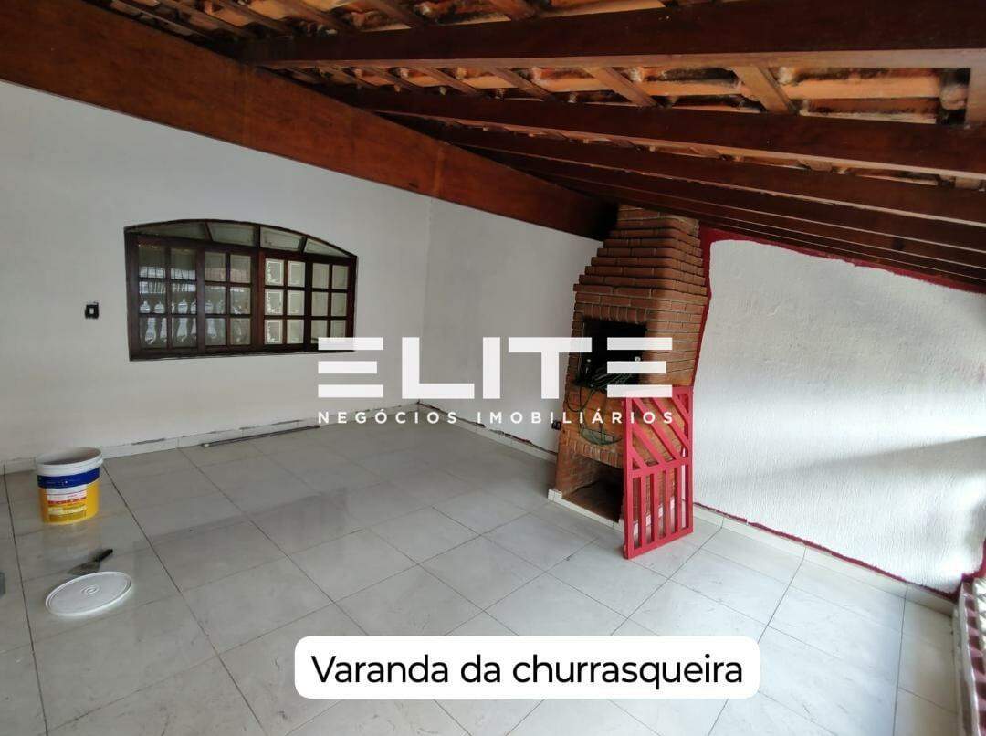Casa à venda no Jardim Utinga: 