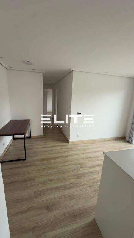 Apartamento à venda no Vila Alzira: 