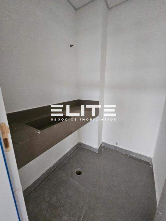Sala à venda no Jardim: 