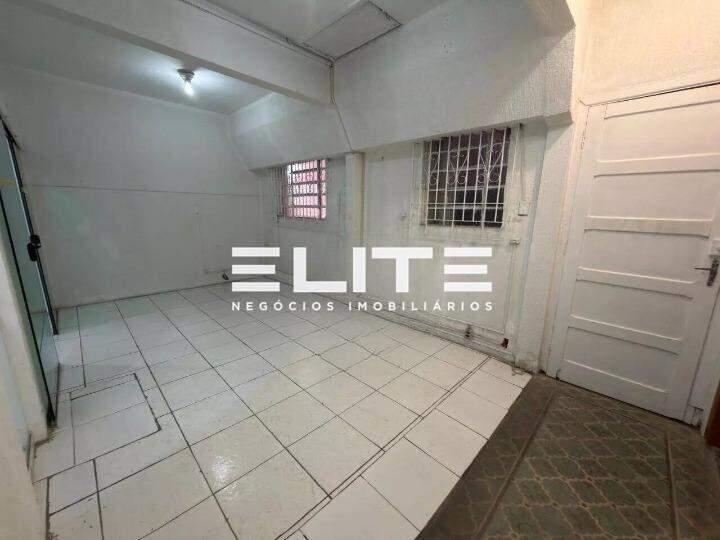 Casa comercial para aluguel no Centro: 