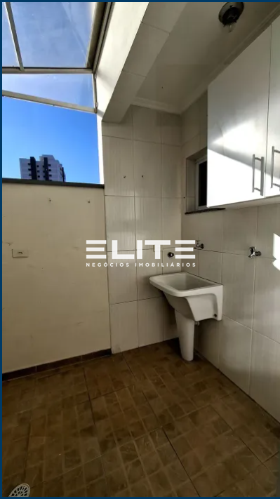 Casa em condomínio para aluguel no Vila Assunção: 