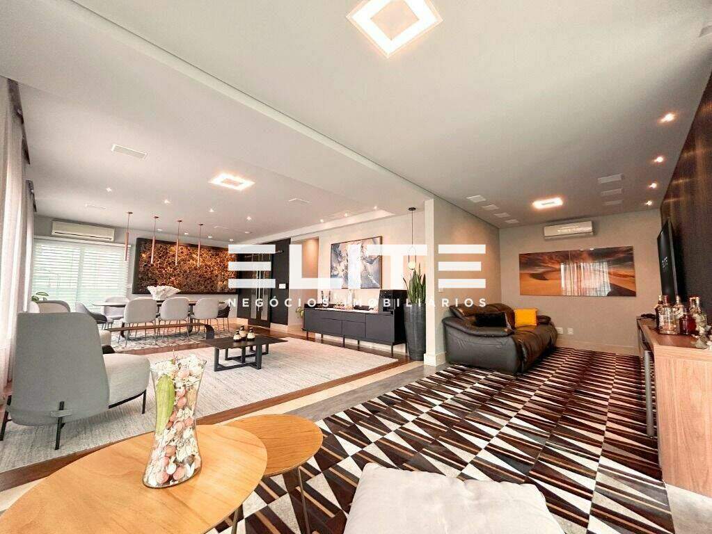 Apartamento para aluguel no Jardim: 