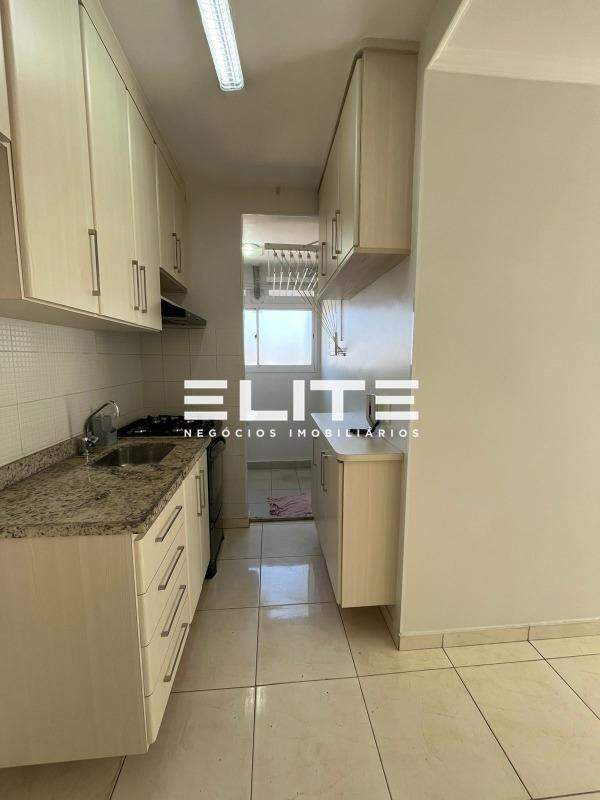 Apartamento para aluguel no Vila Alzira: 