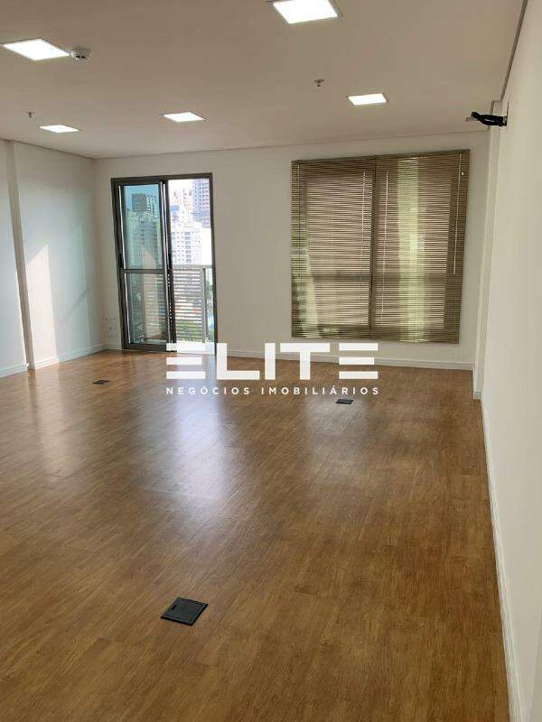 Sala para aluguel no Jardim: 
