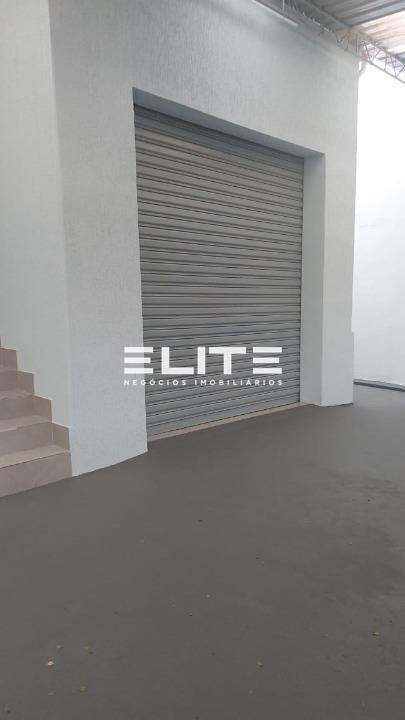 Casa comercial para aluguel no Centro: 