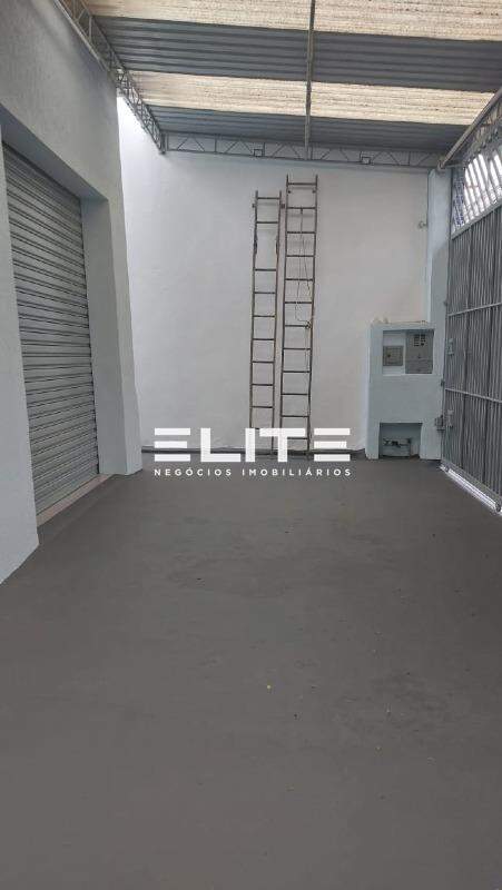 Casa comercial para aluguel no Centro: 