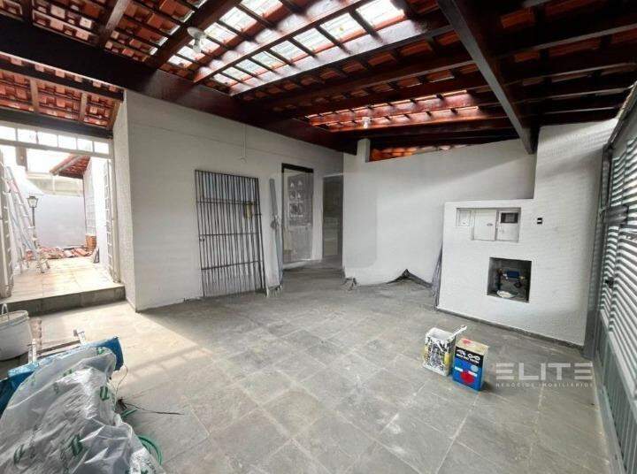Sobrado para aluguel no Campestre: 