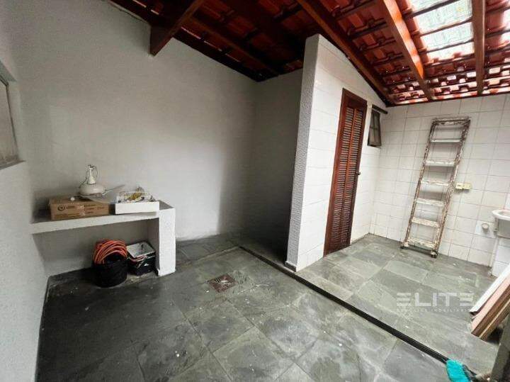 Sobrado para aluguel no Campestre: 
