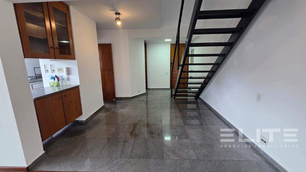 Apartamento para aluguel no Jardim: 