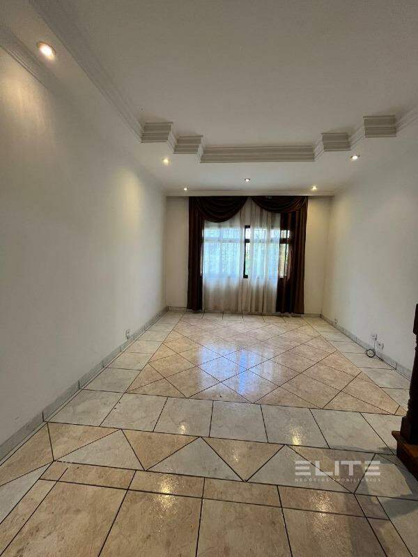 Sobrado para aluguel no Jardim Bela Vista: 